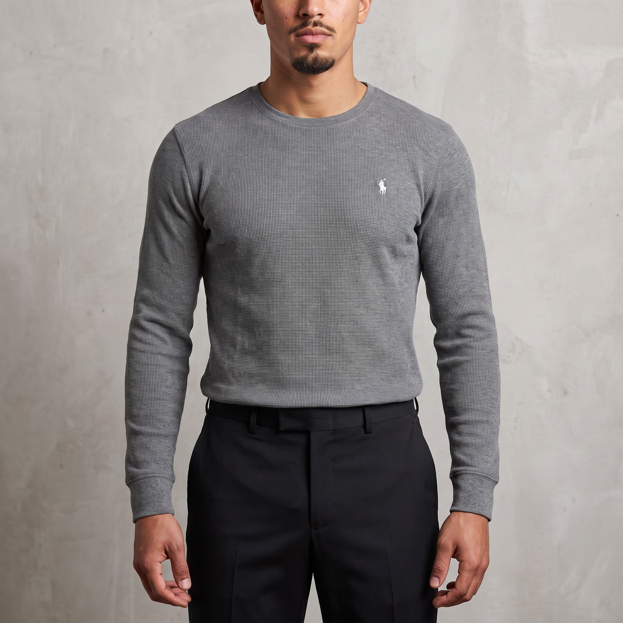 Vintage Ralph Lauren Waffle-Sweatshirt in Grau, Größe XL – Herren, am Model getragen