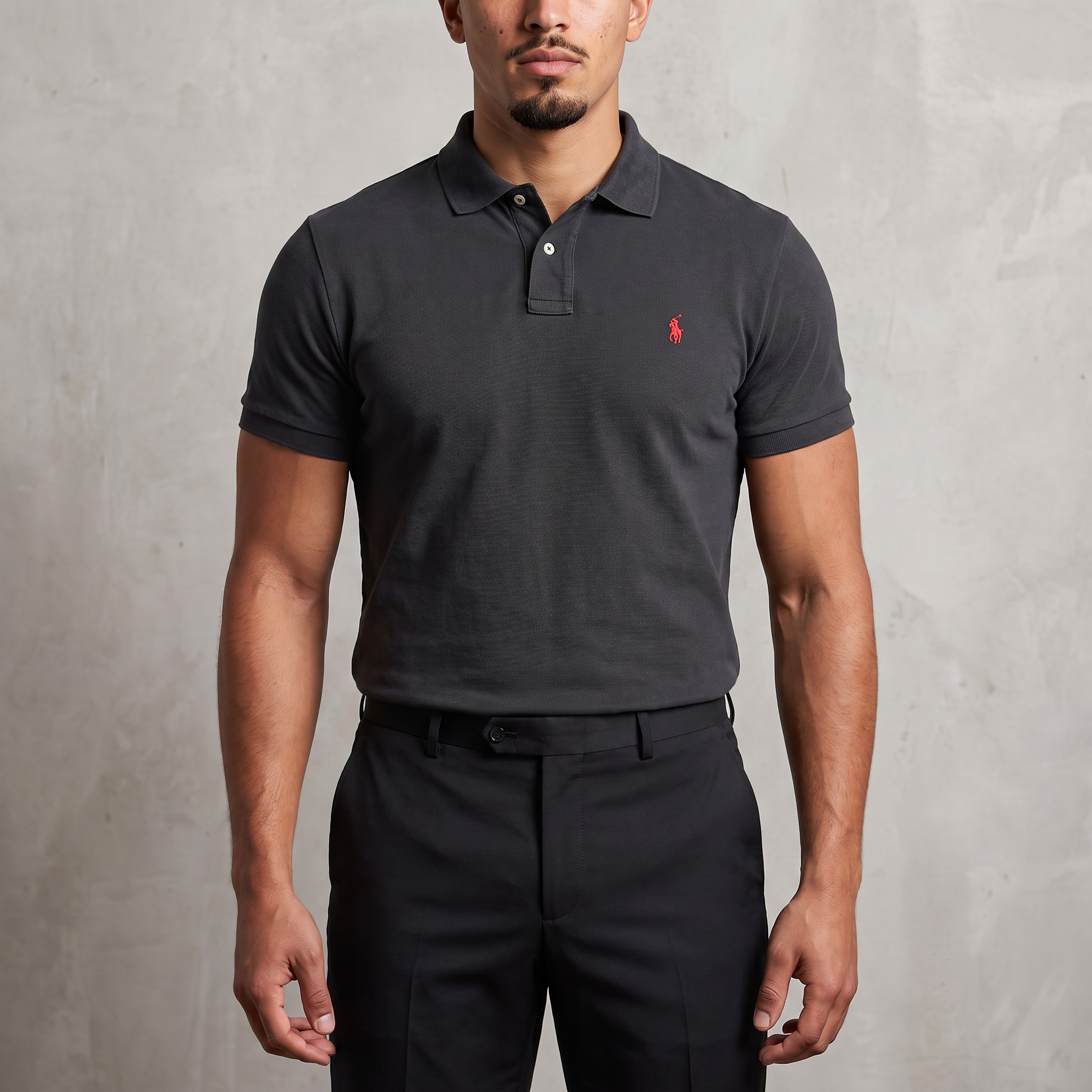 Vintage Ralph Lauren Poloshirt in Schwarz, Größe XL – Herren, am Model getragen